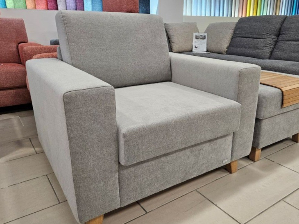 TIFFANY PLUS KŘESLO VELVETY 54_OD120 MIKULEC, Vsetín #1