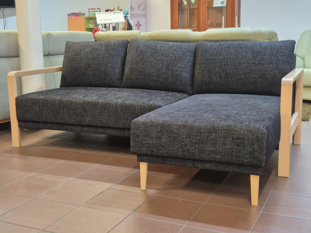 LIA 2R-L-1+RL-L-1 OTARU 615_PŘ M-BYT, Pardubice #2