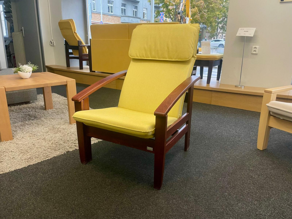 ESTER 1 VEGAS 07_MA PP JECH, PRAHA 3 #1