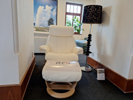 Podniková prodejna DOBRUŠKA #32